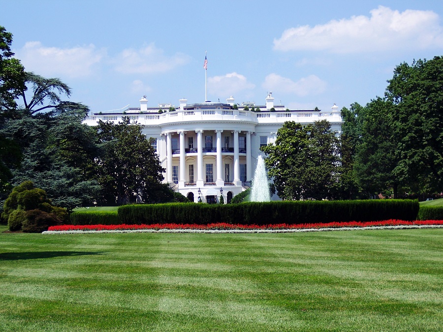 Fourth of July Facts to Know Photo of the White House from the Front Lawn