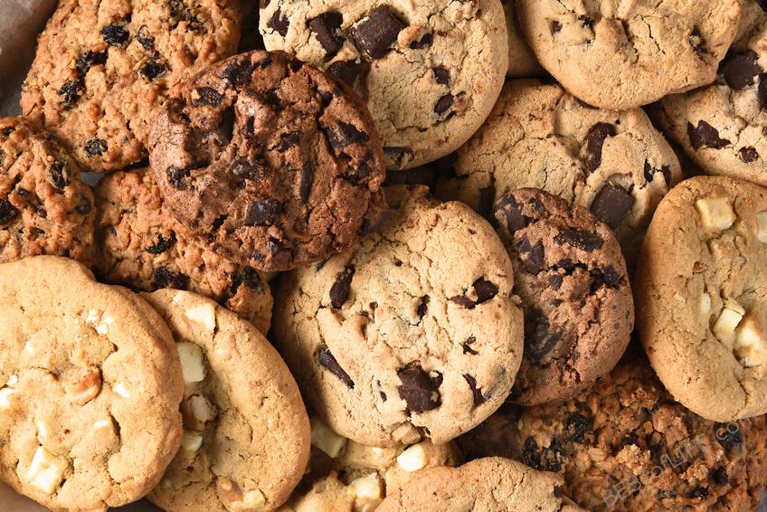Looking for the best chocolate chip cookie recipes can be difficult, but it's not impossible. Luckily you find the best one by trying them all! #CookieRecipes #desserts #Recipes Dessert Recipes | Easy Recipes | Best Cookie Recipes | Sweet Treats