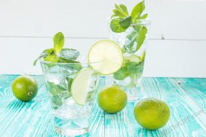 How to Make the Perfect Mojito: Shopping List and Tips