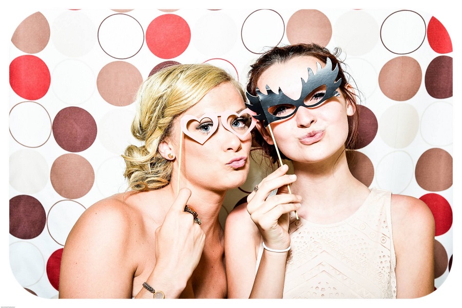 11 Funny Bachelorette Party Ideas and Games