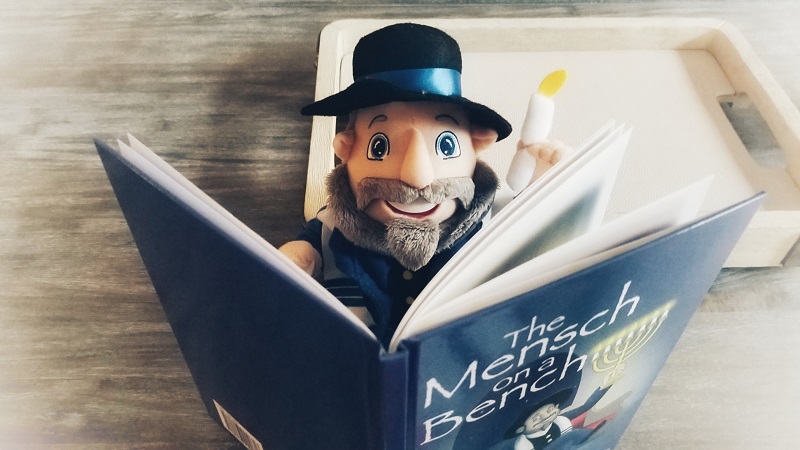 There are 8 rules to having a Mensch on a Bench and some even say there is an unwritten 9th rule that after Hanukkah Mensches like to cut loose after working so hard! Jewish Traditions | Hanukkah Traditions | Elf on a Shelf vs Mensch on a Bench | When is Hanukkah 