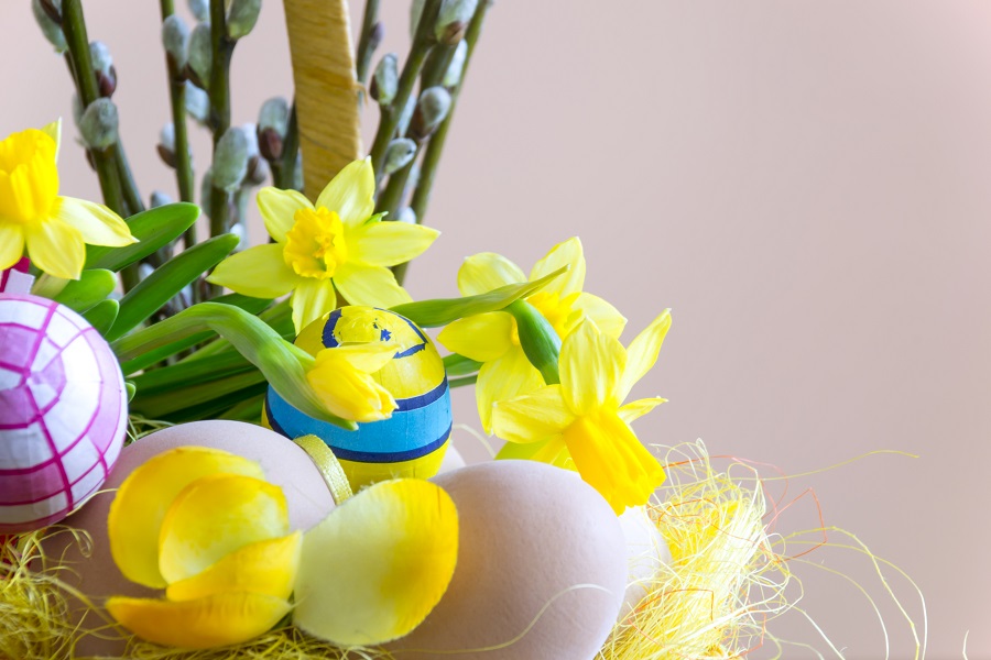 Finding the best Easter basket ideas for boys will help the Easter bunny fill and present the perfect Easter basket to our children. Best Easter Basket Ideas for Boys | Easy Easter Basket Ideas for Boys | Candy Free Easter Basket Ideas for Boys | DIY Easter Basket Ideas for Boys | Best Easter Basket Ideas | Easy Easter Basket Ideas | DIY Easter Basket Ideas 