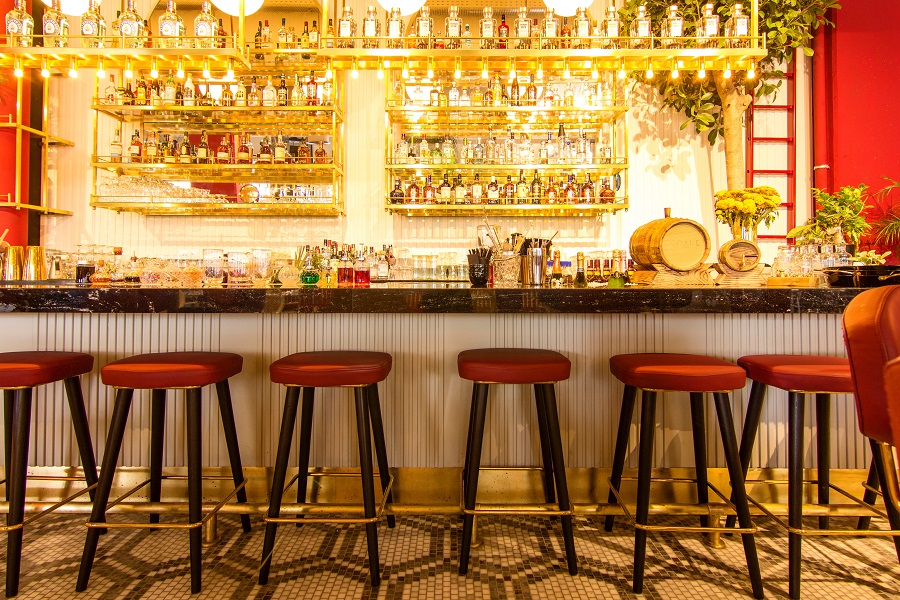 These unique bars in San Francisco will not only serve you a good drink, they will also serve you with great memories and good times whether you are just visiting San Fran or live in the area. Where to Drink in San Francisco | Things to do in San Francisco | Things to do in California | Best Bars in San Francisco #sanfrancisco #travel