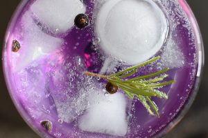Winter Cocktails with Gin | Drink Recipes for Winter