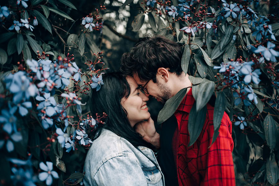 Sexy Valentine's Day Nail Ideas a Couple Embracing Outdoors