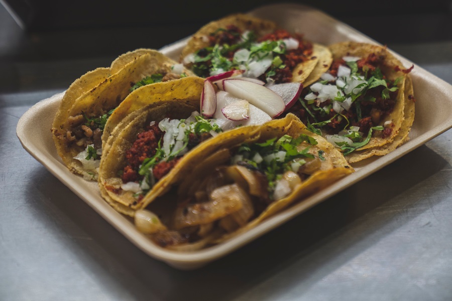 Instant Pot Carnitas Recipes Close Up of a Tray of Tacos