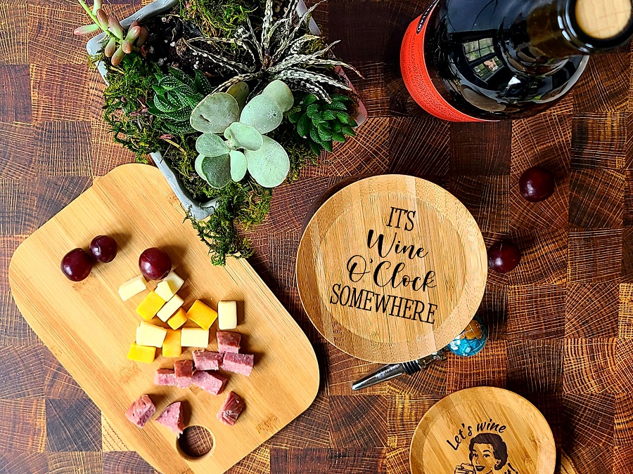 Add a smile to each glass of wine with these wine quotes wine glass toppers!  The perfect mini appetizer plate that nestles on your glass. Wine Quotes | Best Wine Lovers Quotes | Wine Party Planning | Wine Party Tips | Wine Tasting Supplies | Best Quotes | Best Wine Quotes | Wine Down via @thebestoflife