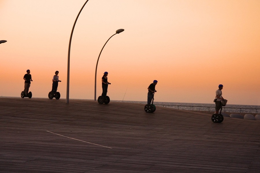 21 Things to do in La Jolla California Silhouettes of People Riding Segways in a Parking Lot 