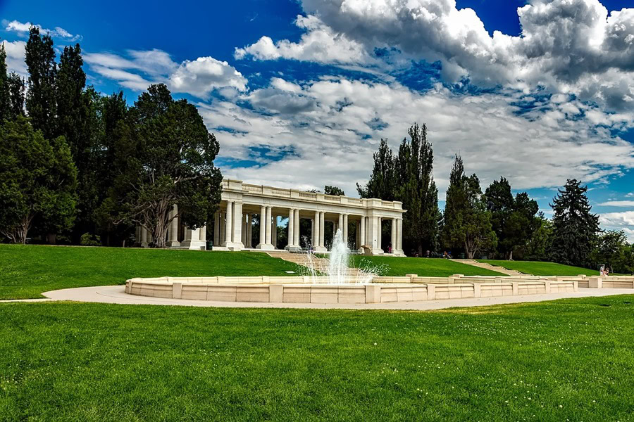 Free Things to do in Denver for Kids View of a Park with a Building and a Fountain