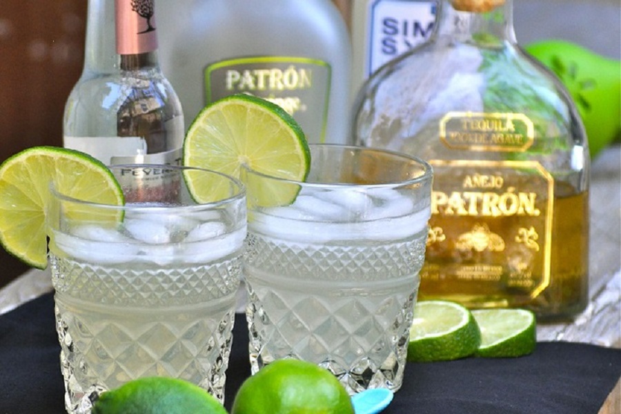 Best Margarita Mixes to make Single and Pitcher Margaritas Close Up of a Lime Margarita
