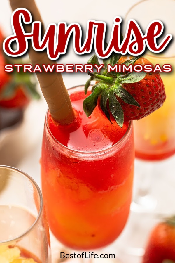 A refreshing sunrise strawberry mimosa recipe is the only spring brunch cocktail recipe you need for your brunch parties. Champagne Cocktails | Unique Mimosa Recipe | Strawberry Mimosa Recipe | Brunch Recipes | Brunch Cocktail Recipes | Drink Recipes for Brunch | Brunch Recipes for a Crowd | Drink Recipes for a Crowd | Breakfast Cocktail Recipes | Breakfast Party Recipes #mimosarecipe #champagnecocktails