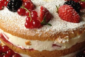 Elegant Naked Cake Decorating Ideas - The Best of Life