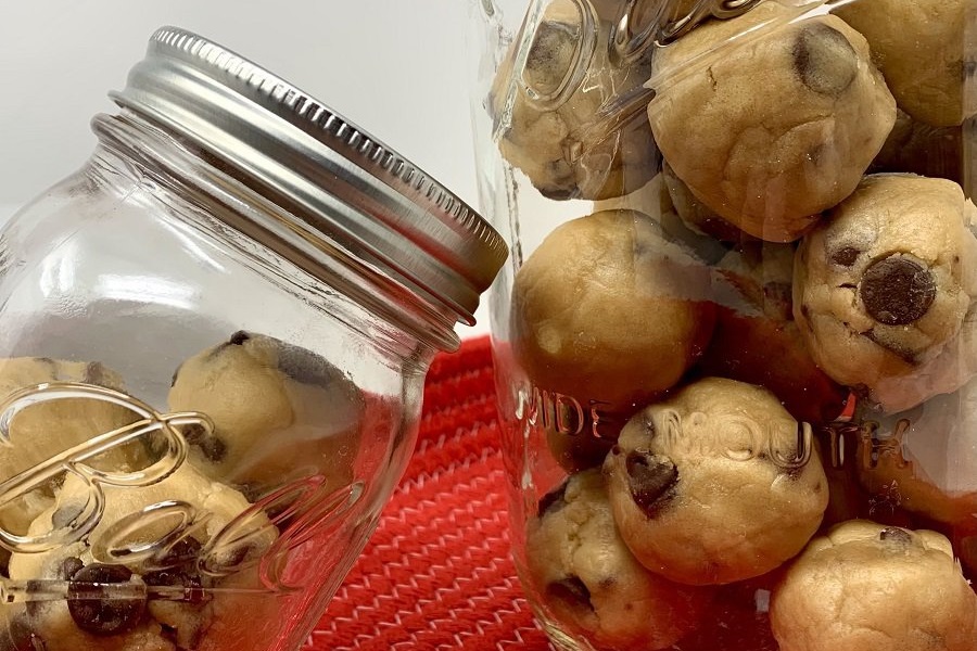 Pool Party Food Ideas Two Mason Jars Filled with Edible Cookie Dough Bites