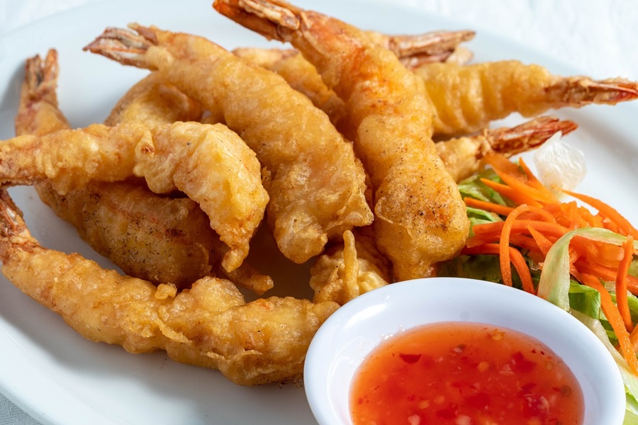 Best Power XL Vortex Air Fryer Recipes Close Up of a Plate of Fried Shrimp