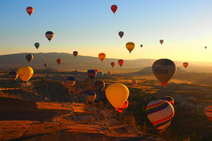 Inspirational Hot Air Balloon Quotes and Sayings Hot Air balloons Rising Above a Dessert