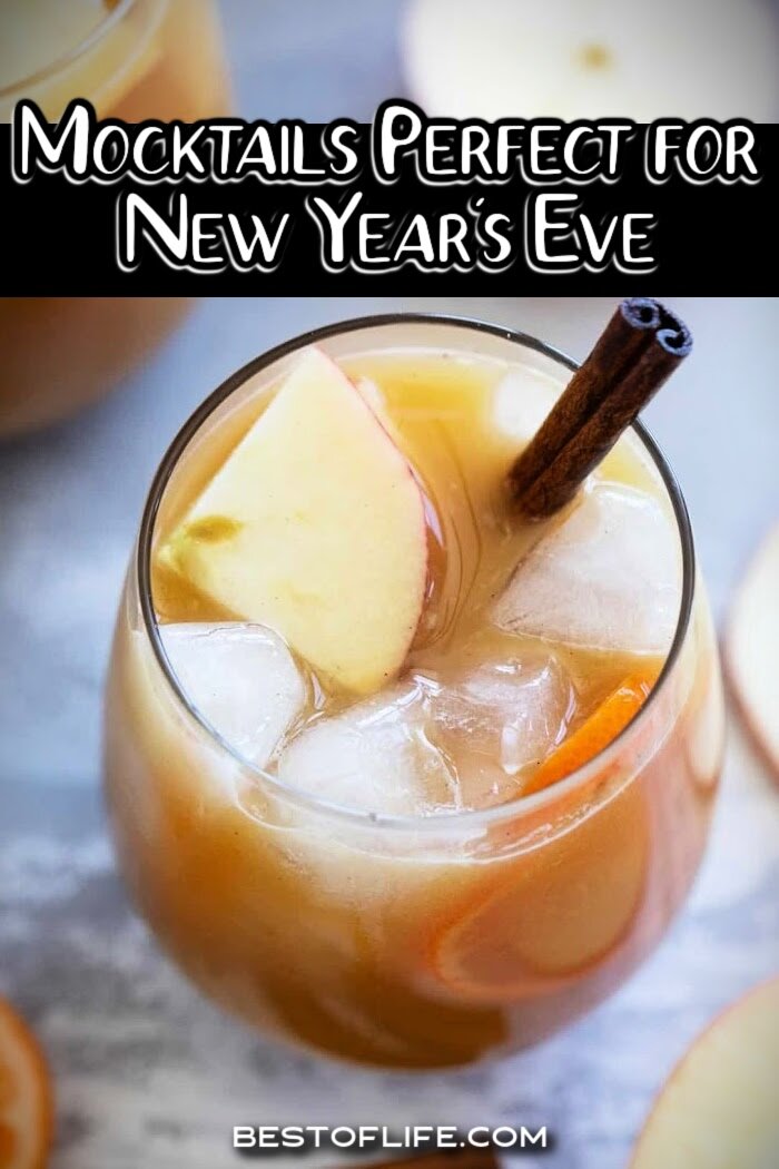 Use the best non alcoholic New Year’s Eve drinks to make sure everyone at your party gets to enjoy their evening and welcome in the New Year! New Year’s Eve Ideas | New Years Eve Party Planning | New Year’s Eve Drinks for Kids | New Year’s Eve Mocktails | Party Drinks for Kids | Party Recipes for Kids