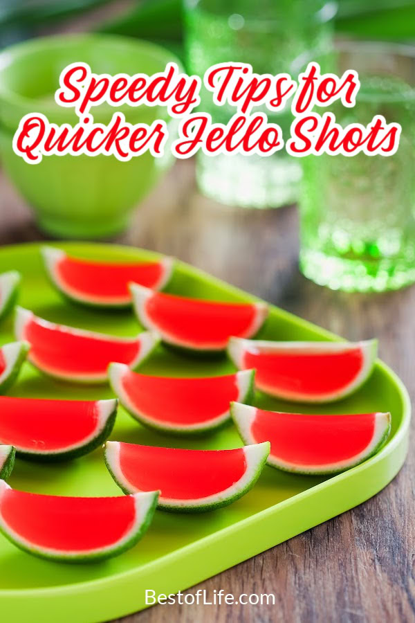 Jello shots are so much fun for parties and when you know how to make jello shots come out easier, you can look like a bartending pro! via @thebestoflife