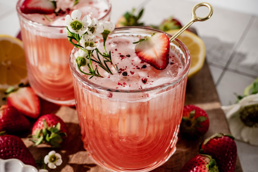 Whiskey Drinks for Summer Sun-Kissed Sipper
