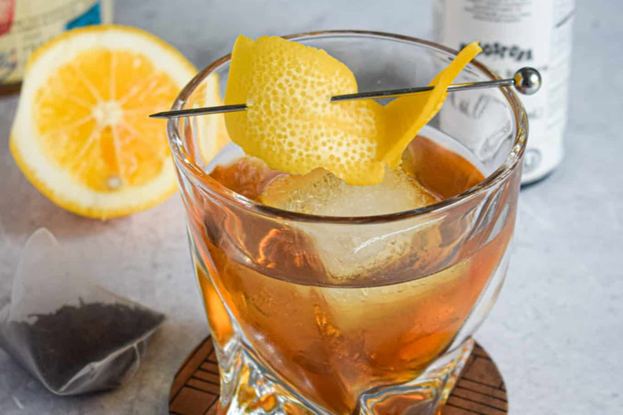 Whiskey Drinks for Summer Sweet Tea Old Fashioned