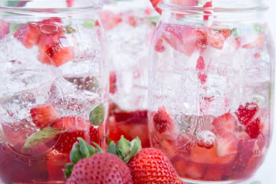 Red White and Blue Drink Recipes with Alcohol Farmer's Daughter Strawberry Basil Cocktails in Glasses with Ice